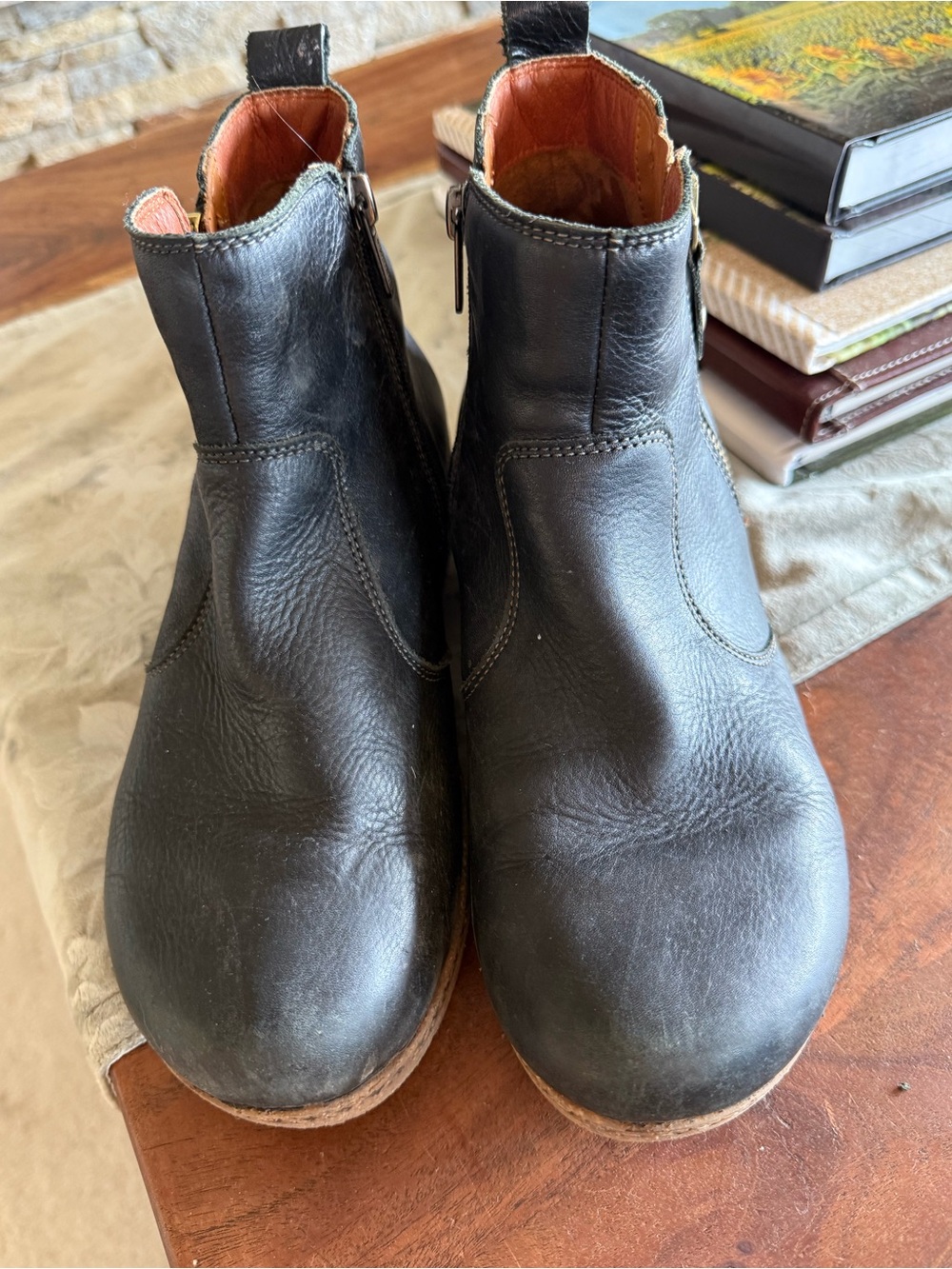 Pikolinos Black Leather Ankle Boots